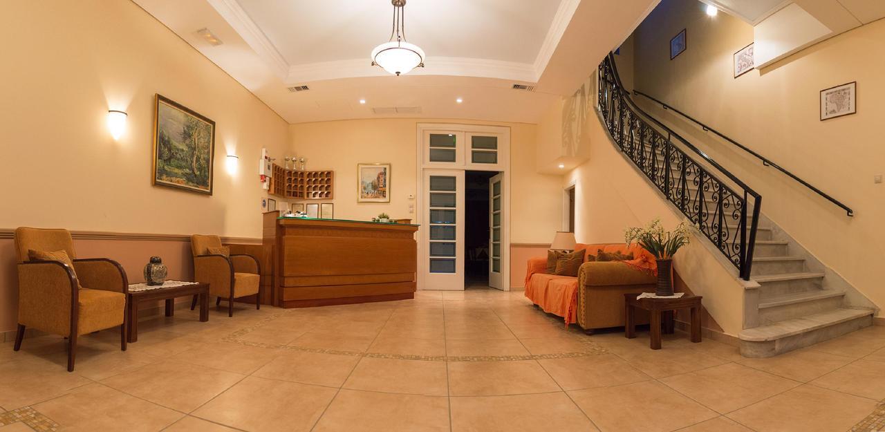 Hotel Oiti Λουτρά Υπάτης Εξωτερικό φωτογραφία